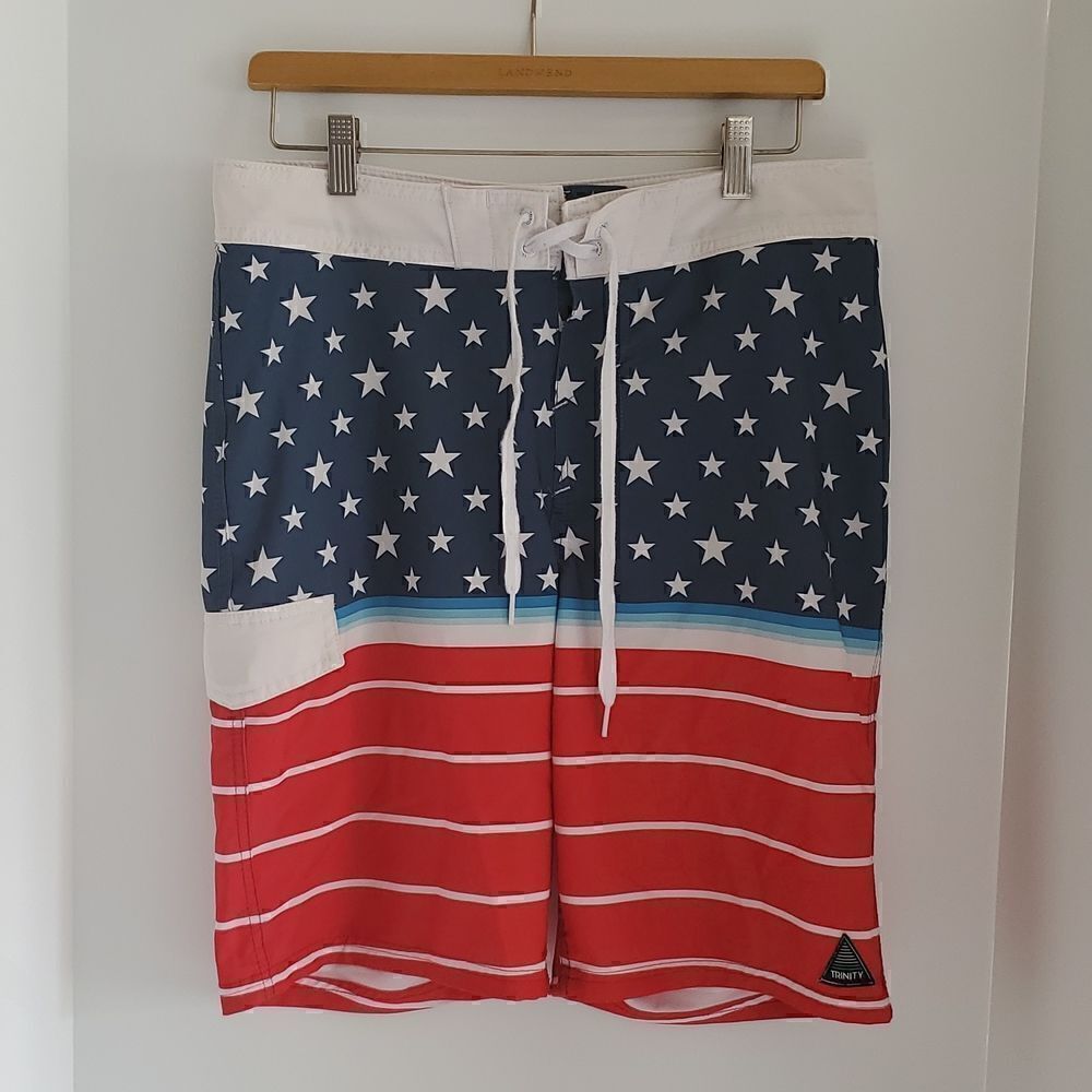 Trinity American Flag Men's Boardshorts Size 30